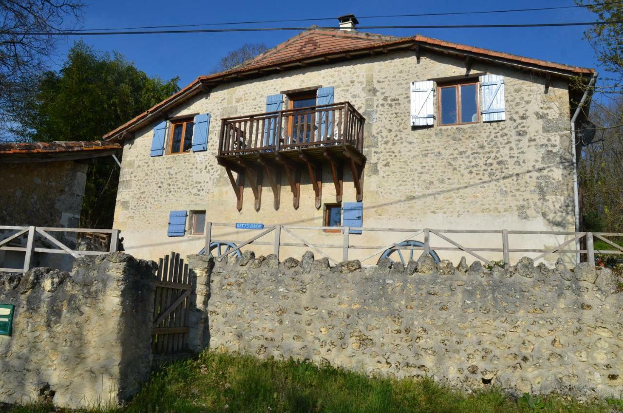 Katy'S Barn Saint-Aulaye-Puymangou Exterior foto